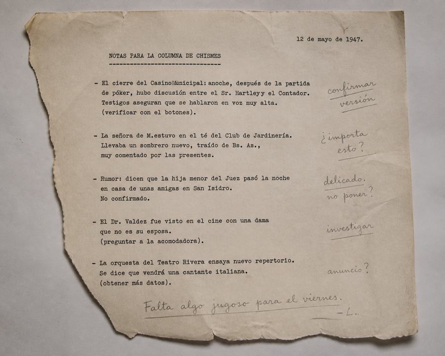 Borrador de columna con anotaciones